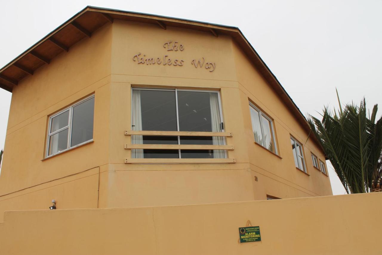 The Timeless Way Self Catering Accommodation Swakopmund Extérieur photo