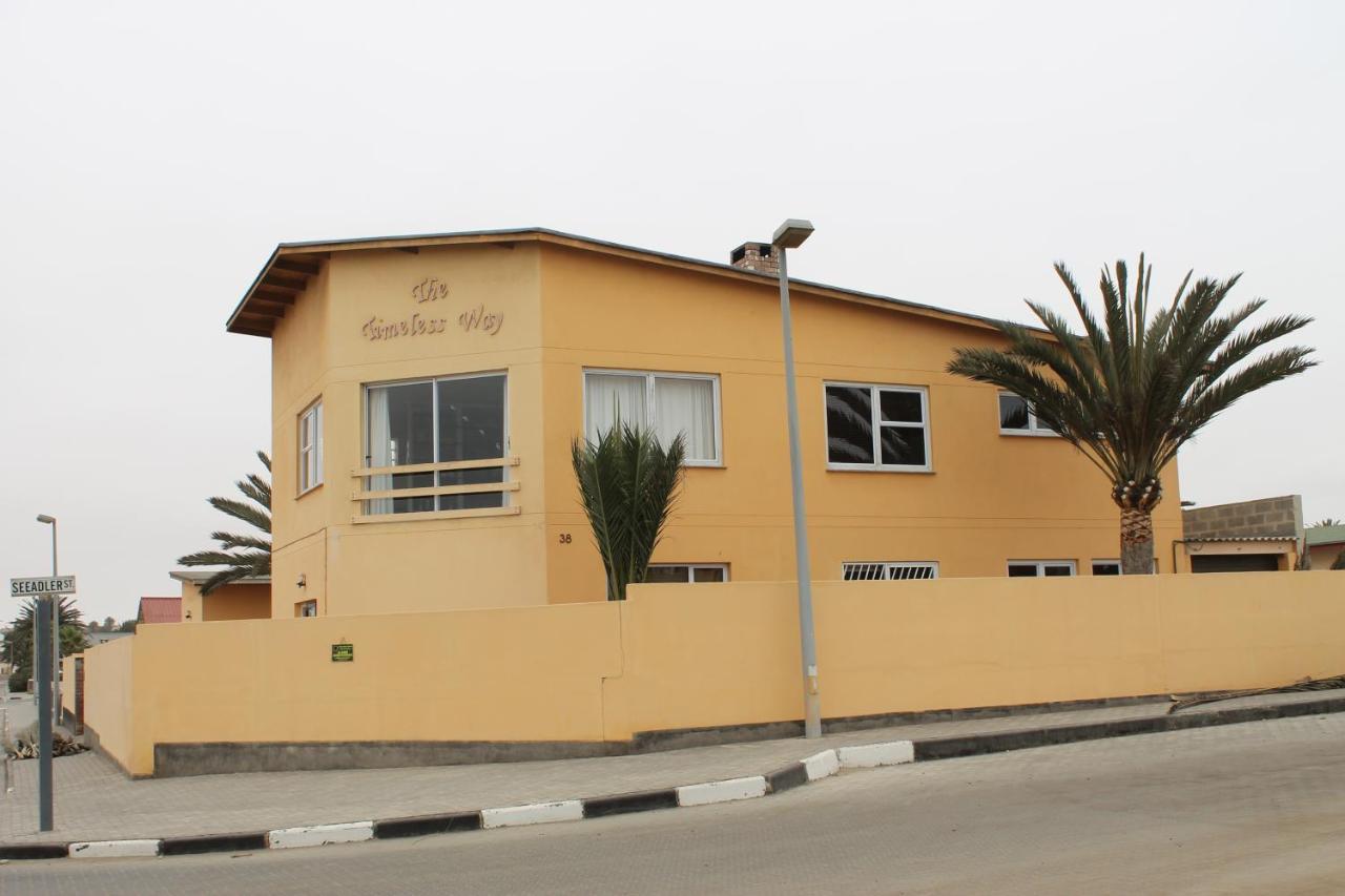 The Timeless Way Self Catering Accommodation Swakopmund Extérieur photo